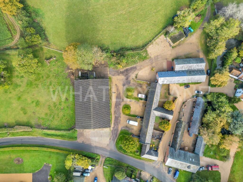 Land adjacent to Dovedon Hall_Whepstead [Birdseye 