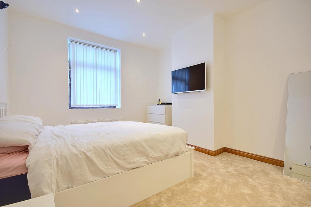 Gladstone View Siddal Ewemove (10)