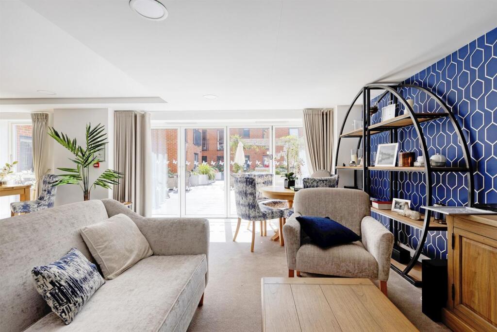 02-3e2e07-11aaPFMCS - 4 Holly Place Extras-19_PFMC