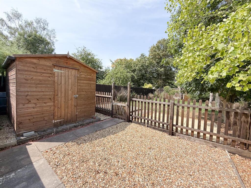 Shed