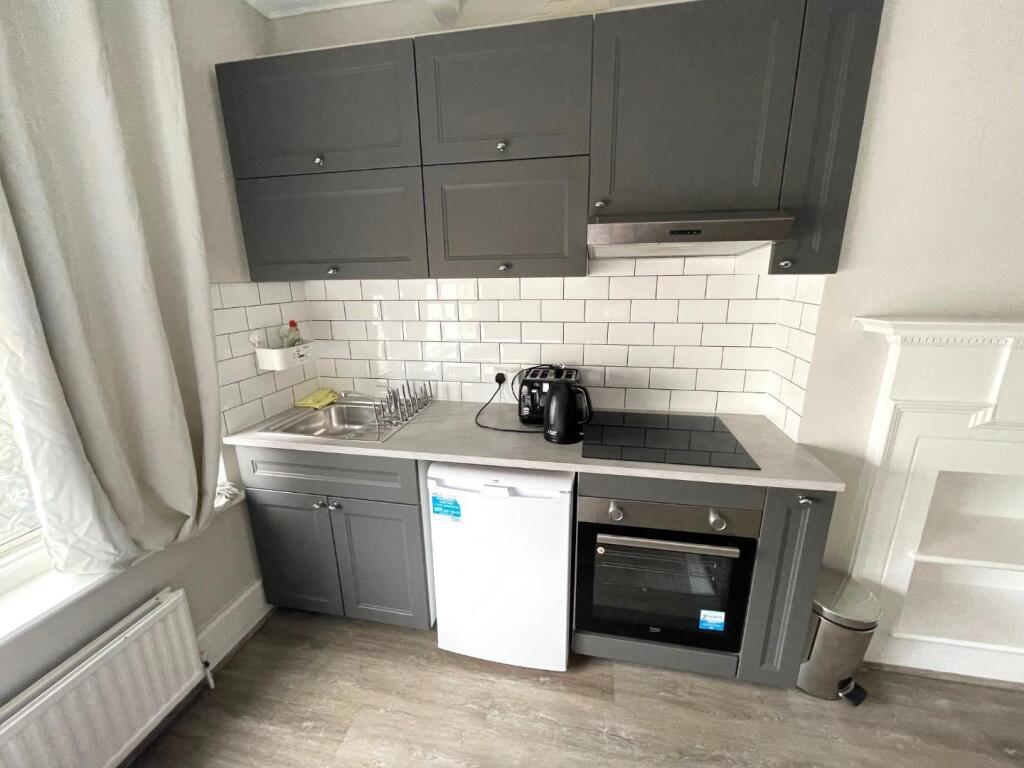 KITCHEN (1).jpg