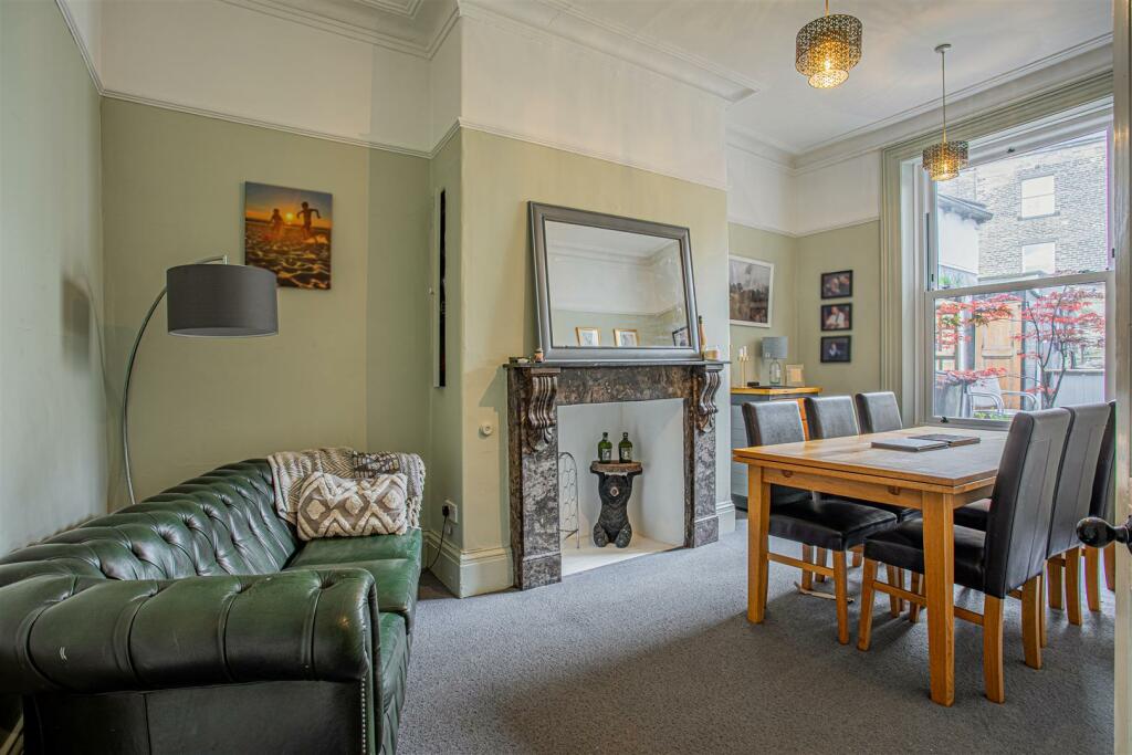 Wainhouse - 8 Heathfield place, HX3 0BX-9.jpg