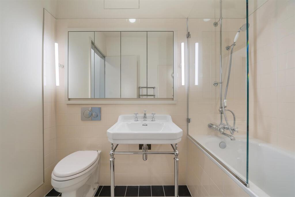 Flat E, 20 Newcourt Street NW8 7AA-No Watermark-4.