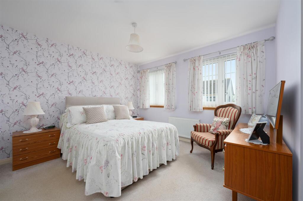 10McGregorCourt030.JPG