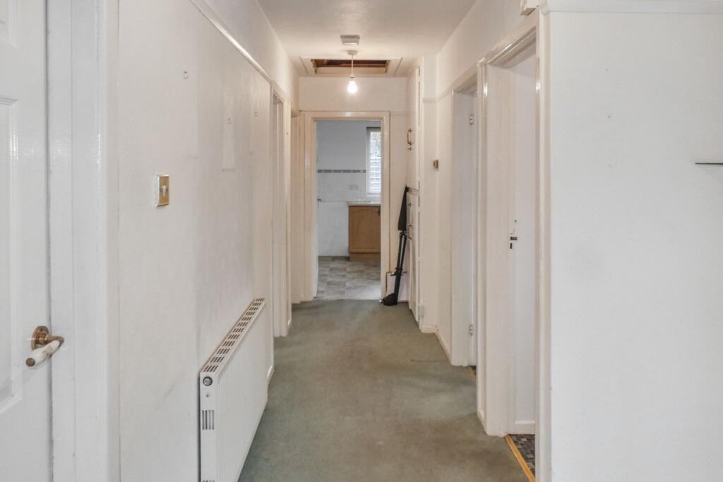 146 Castle Lane West, Bournemouth, BH9 3JZ