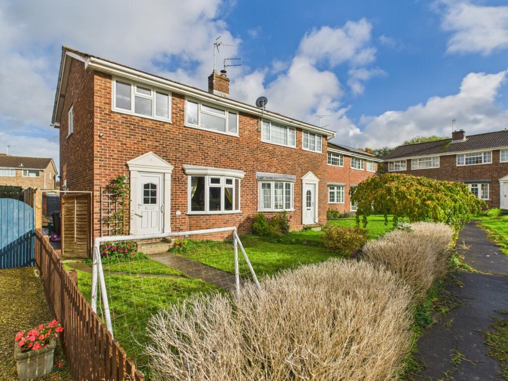 CAM02023G0-PR0179-STILL013