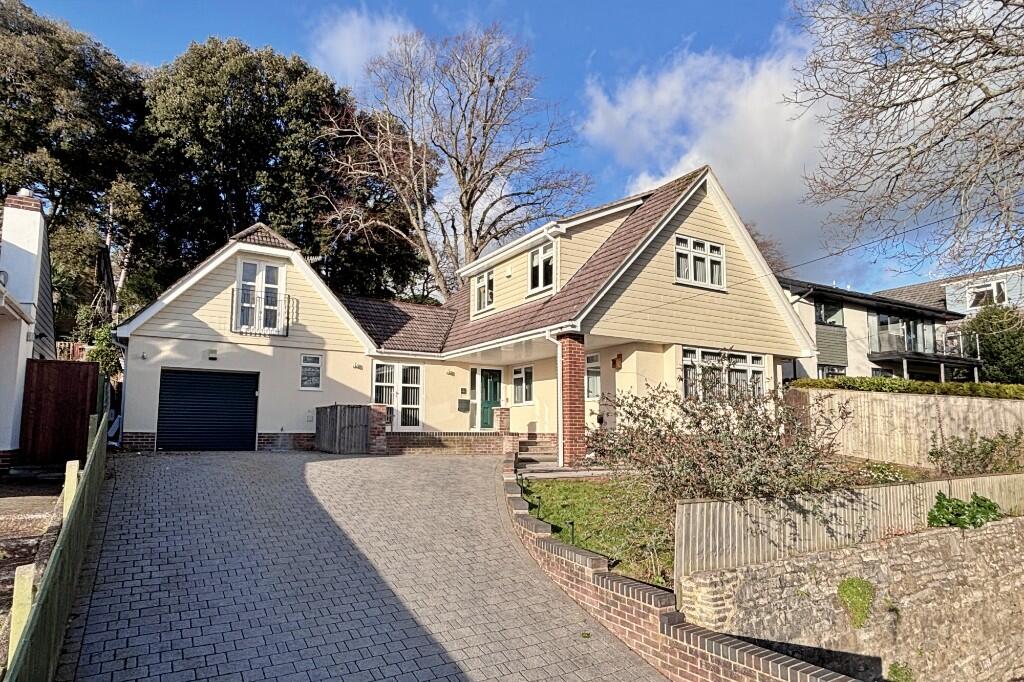 Barry Gardens, Broadstone, Dorset, BH18