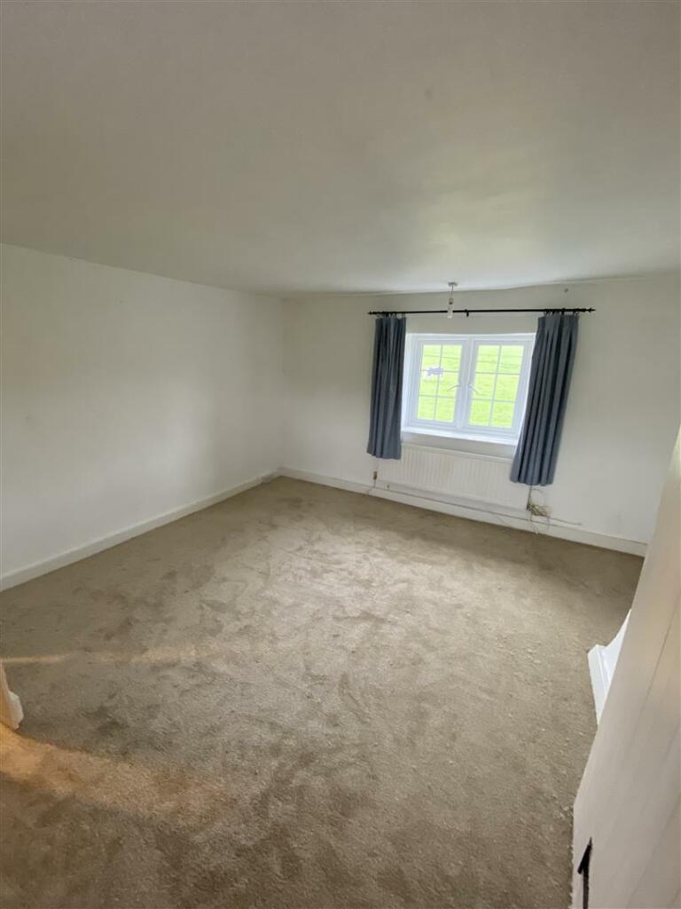 2 Wisdom Lane Bedroom One 1.jpg