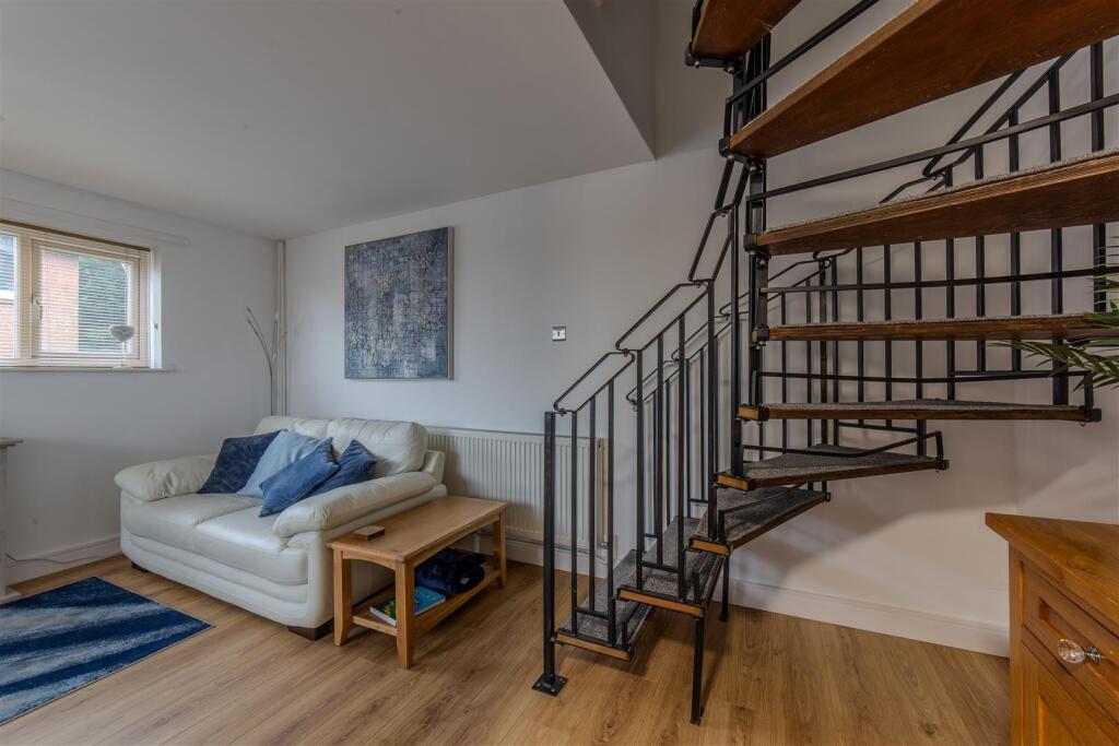 56 Open Hearth Close-12.jpg