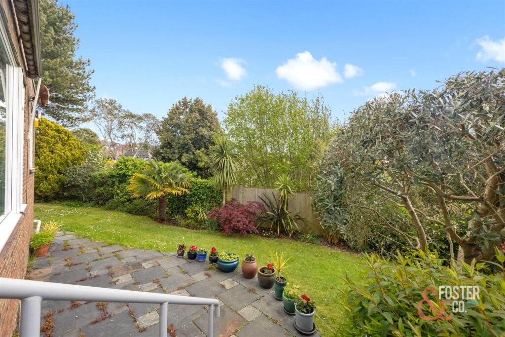 Benett Drive, 10-012.jpg