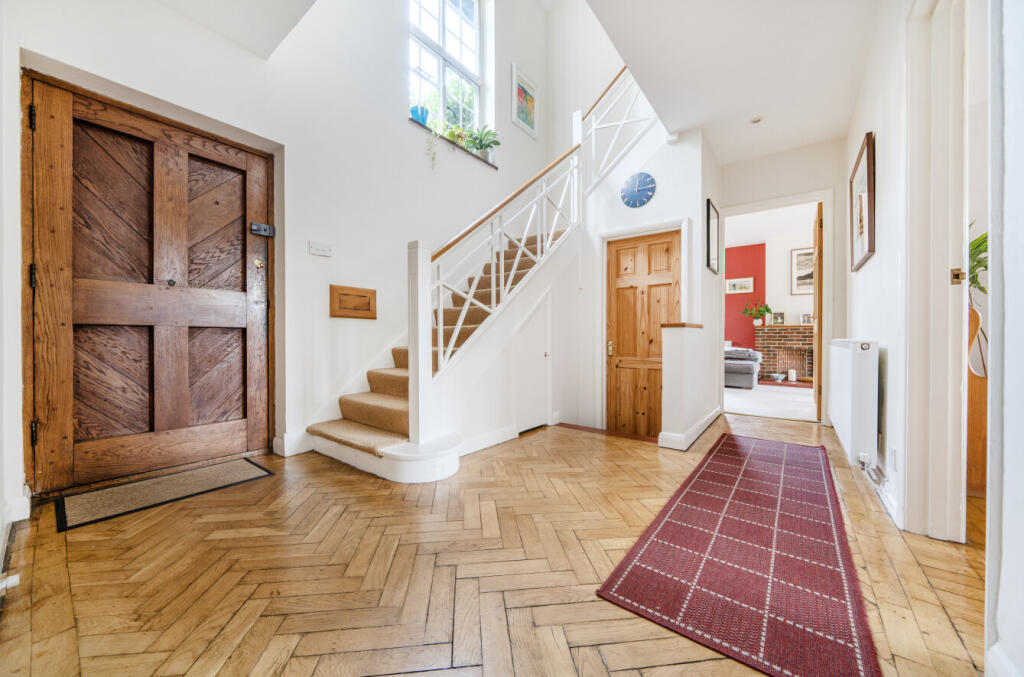 1327358-15-6878e9...