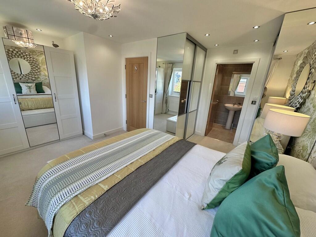 IMG-20250917-WA00...