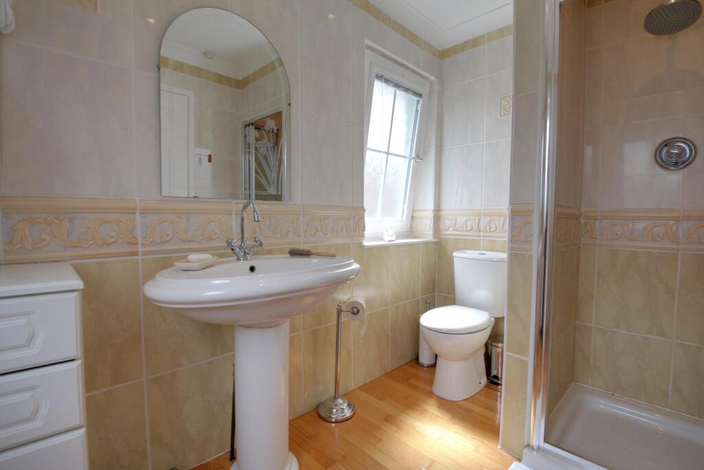 En suite shower room