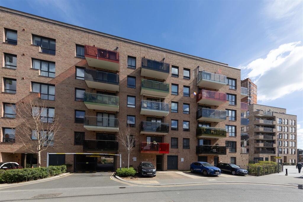 Buchanan House, 7 Troubridge Square, E17