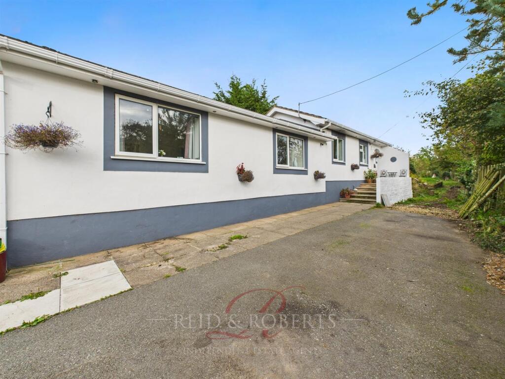 STILL036-PROPERTY.jpg
