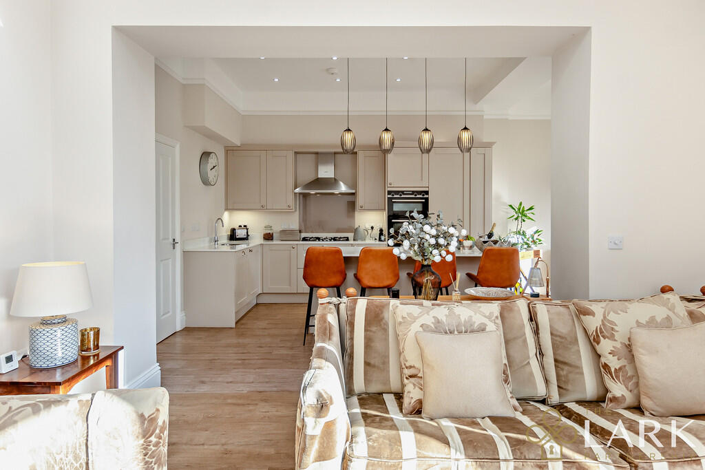 8664270-interiorW...