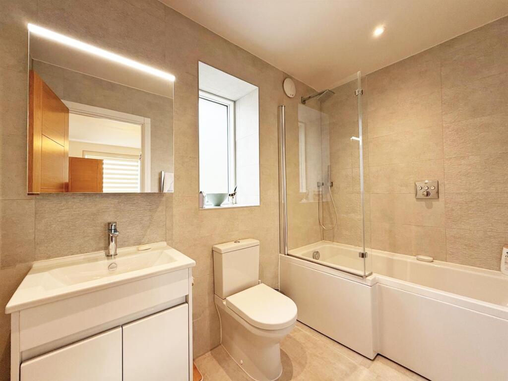 thumbnail_image5 (1).jpg