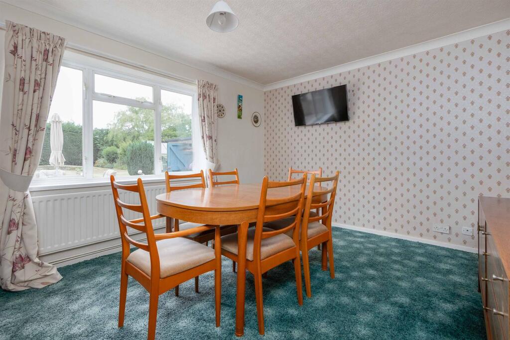 21 Lime Tree Avenue, Rugby (6).jpg