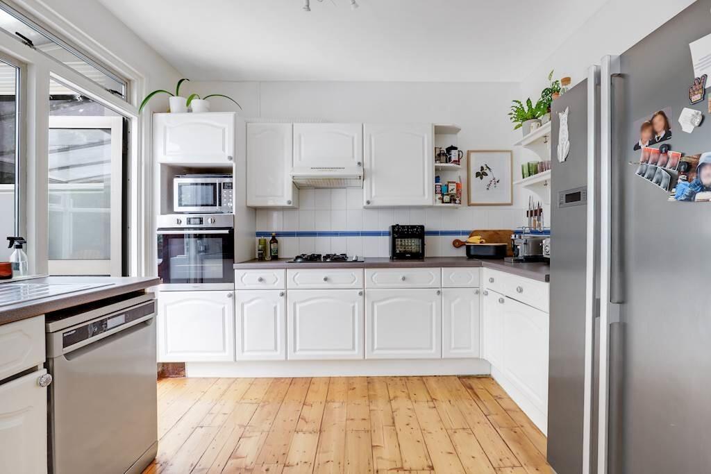 15-6f86JHHGLL - 4...