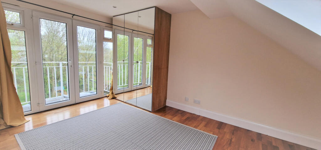 LOFT BEDROOM