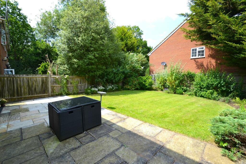 Garden 1.JPG