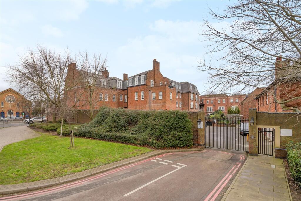 Constable Mews-2.jpg