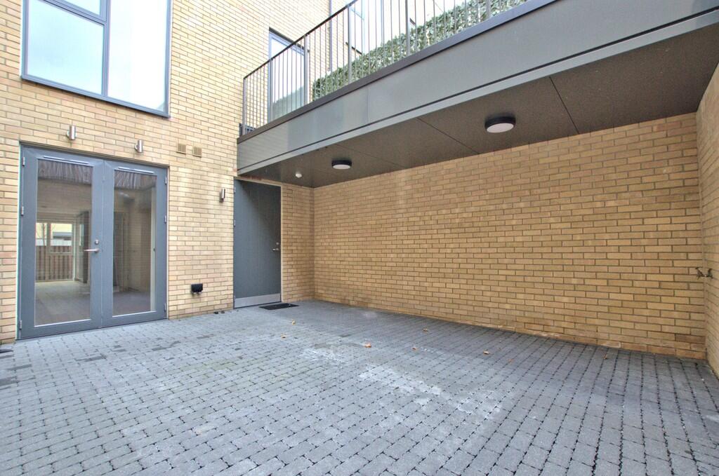 Courtyard (2)