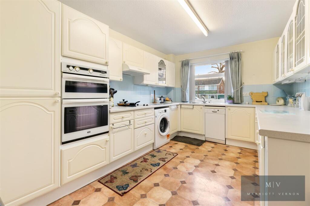 Hurstbourne Priors 7 MV-6.jpg