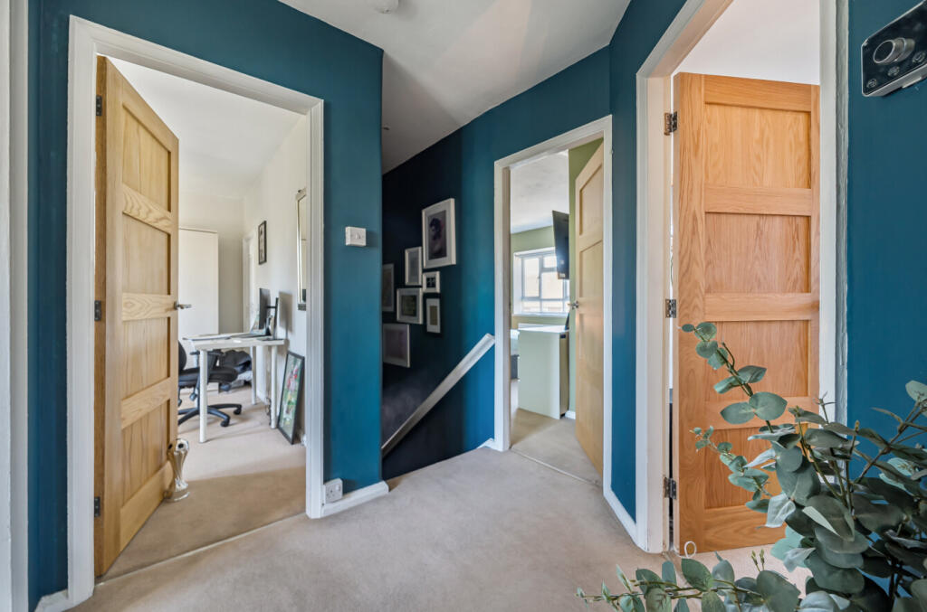 1371445-8-68fb5ef...