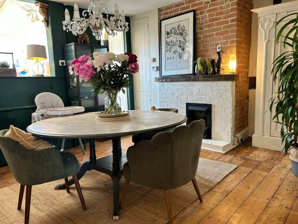 dining room 18a high street.jpg