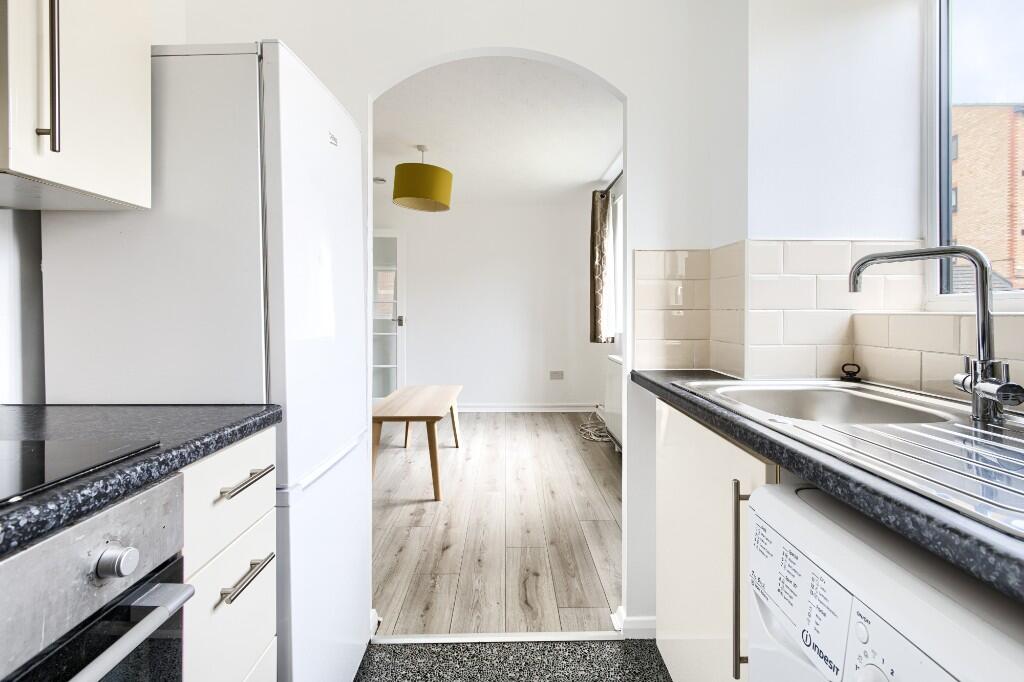 Viking Place, Lea Bridge, Leyton, London, E10