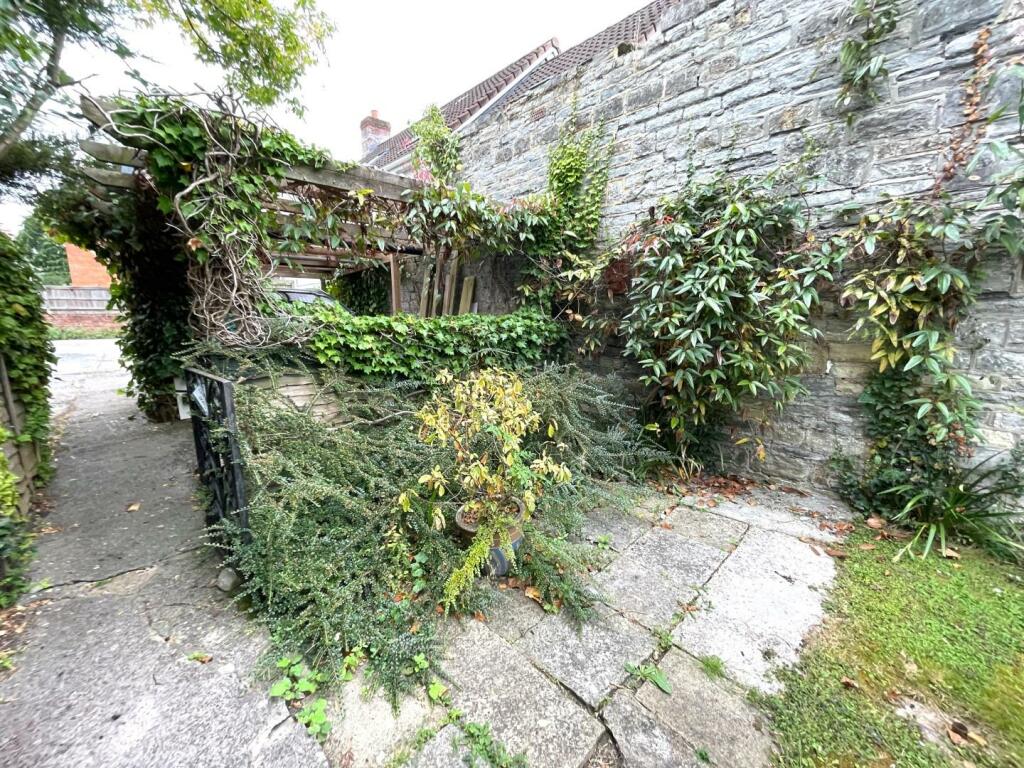 Rear Garden 2.JPG