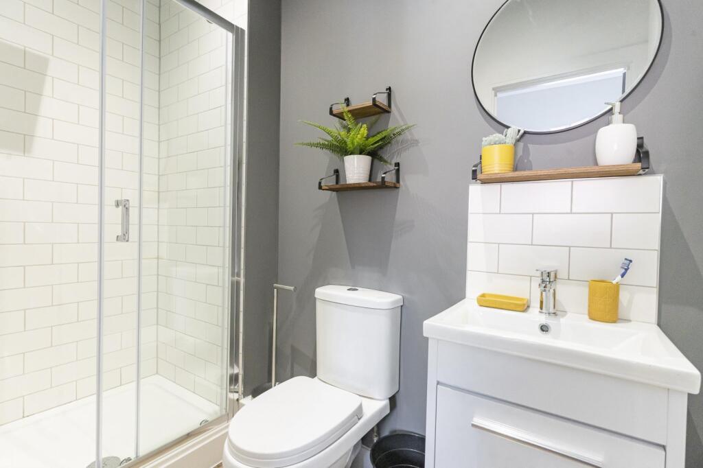 Shower room 