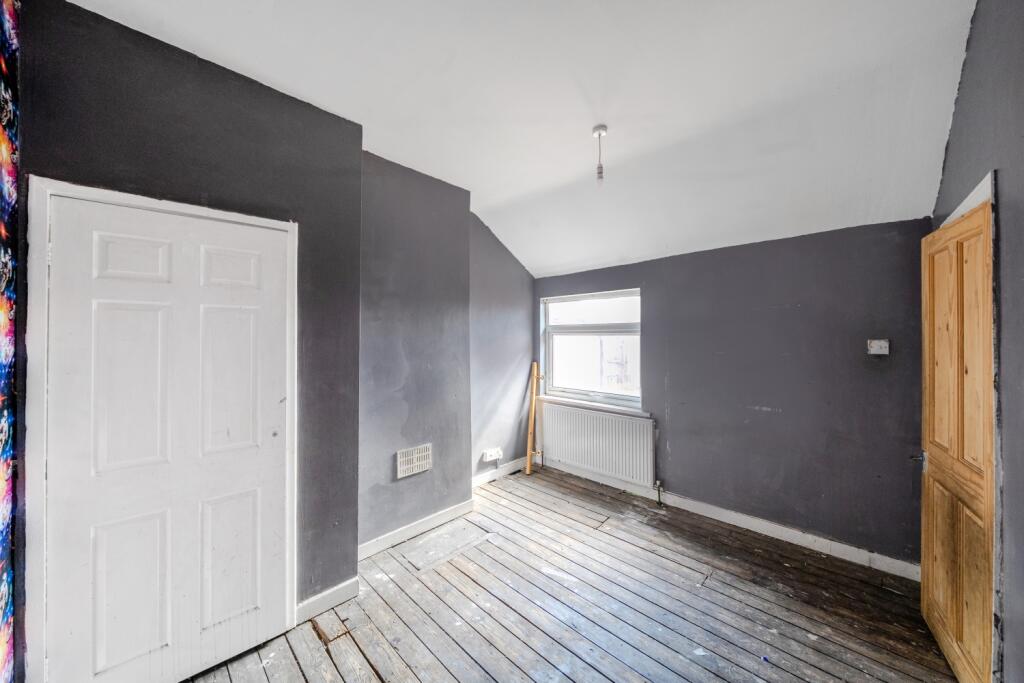 1320413-6-686be628477e0