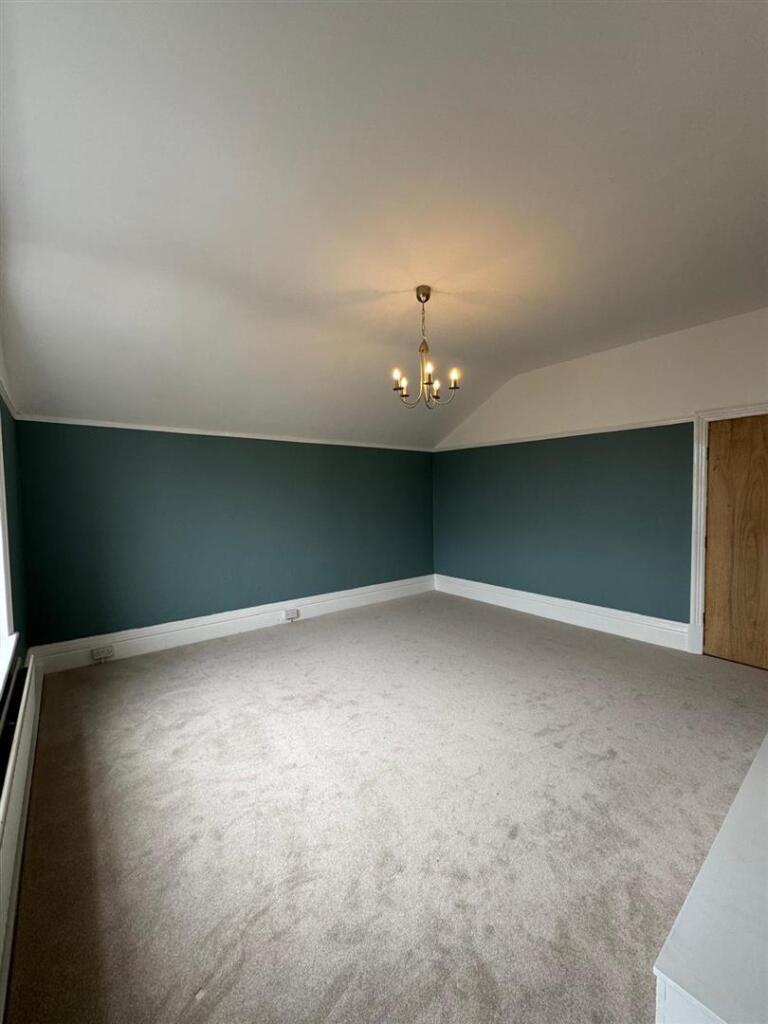 Living room reverse left.jpg