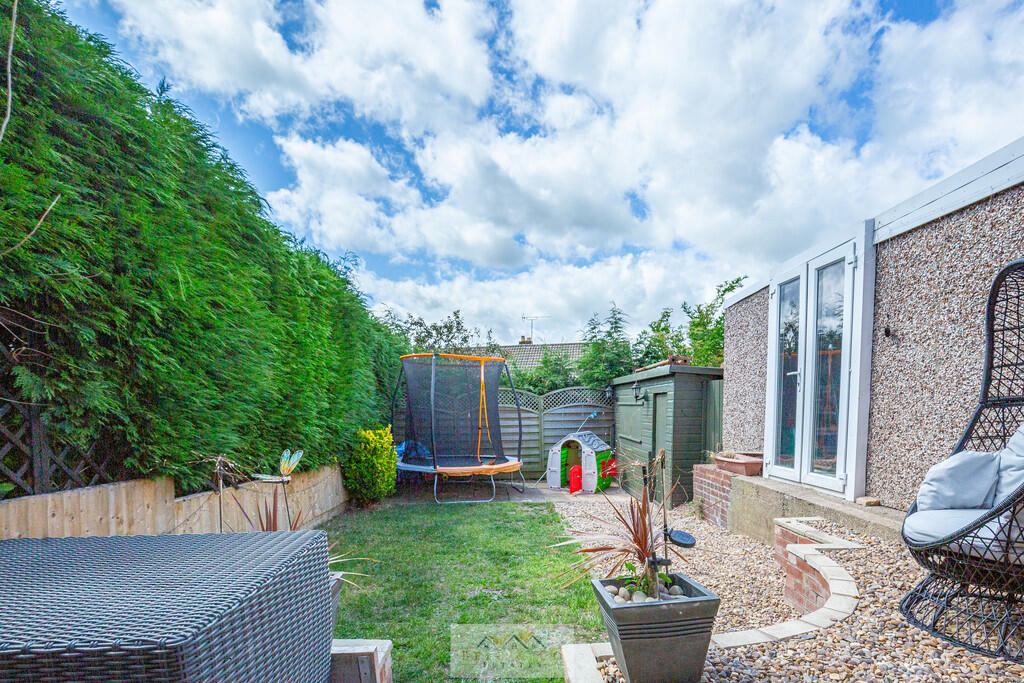 Back garden 1.2