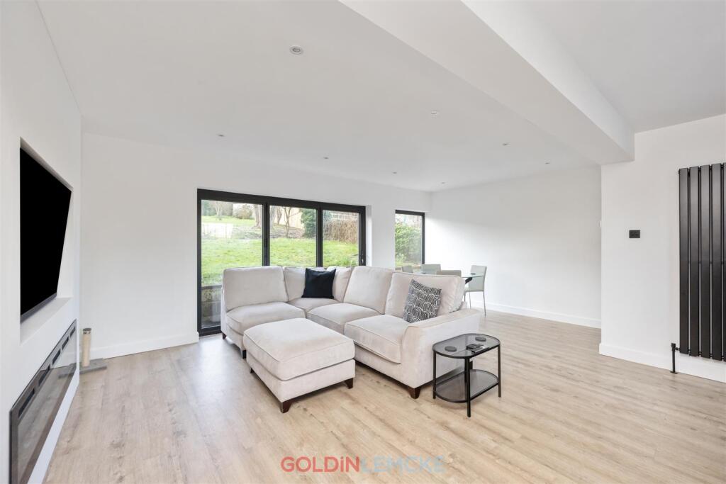 Kitchen/Dining/Living Room