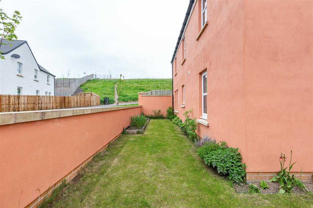 58 Knoll Park Drive Galashiels 47.JPG