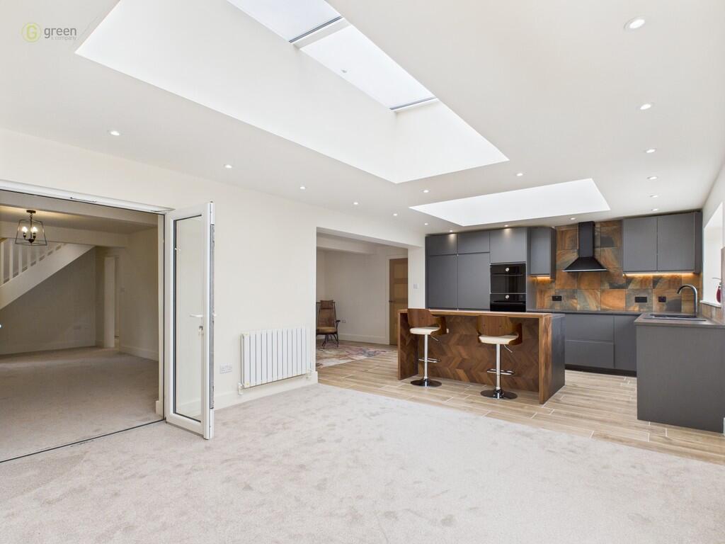 CAM03830G0-PR0160...