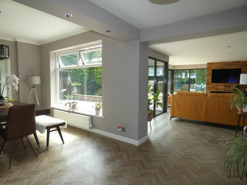Open Plan Lounge/Dining room