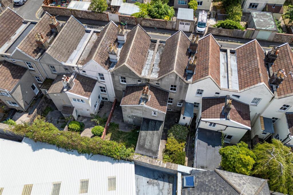 12 Osborne Villas, Kingsdown, Bristol BS2 8BP | Fr