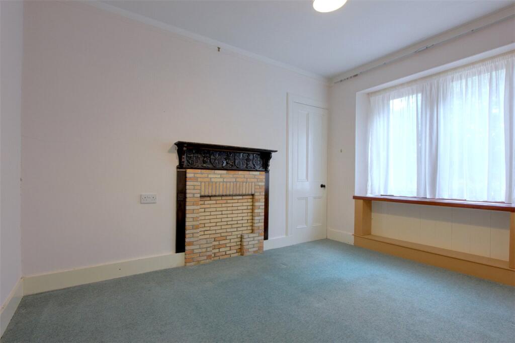 Dining/Bedroom