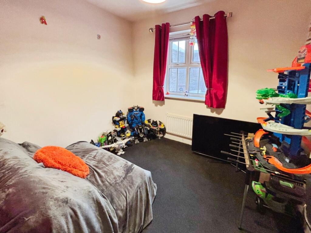 pbox-bedroom-337748.jpeg