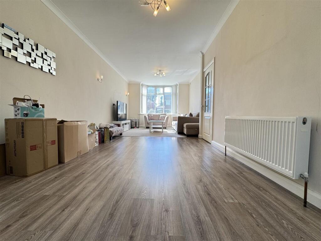 IMG_8938 (Large).JPG