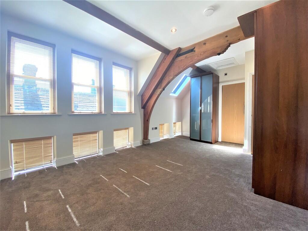 8 Rodley HAll IMG...