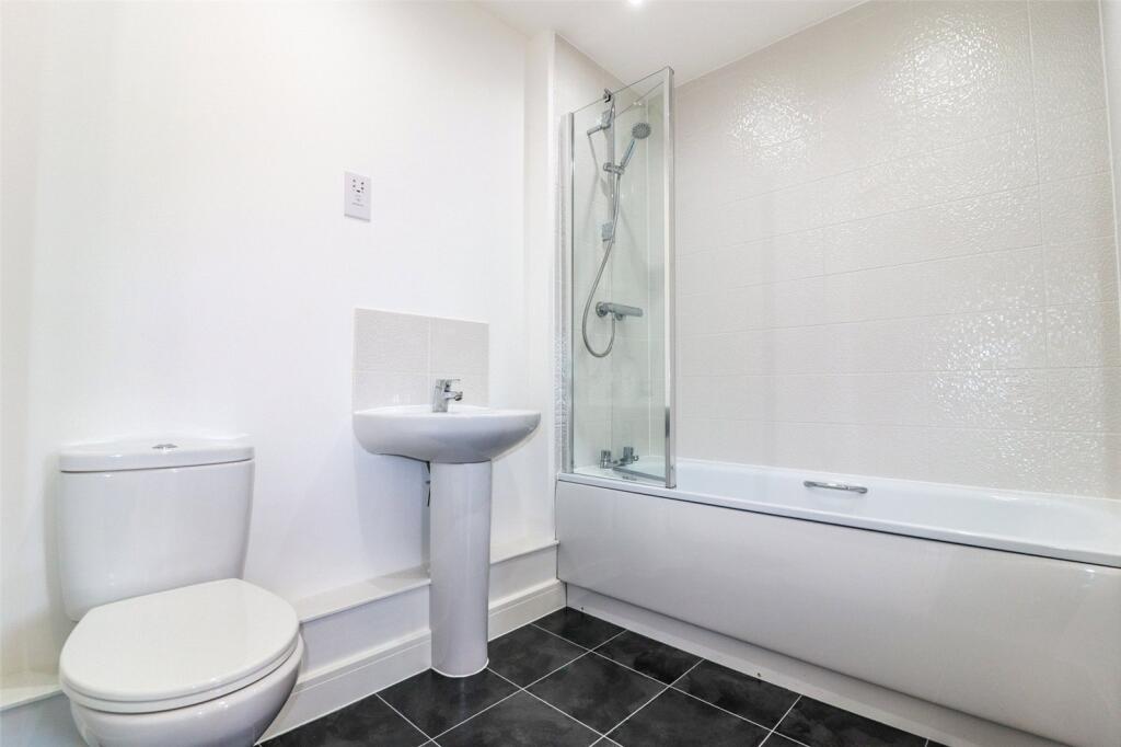 Main Bathroom
