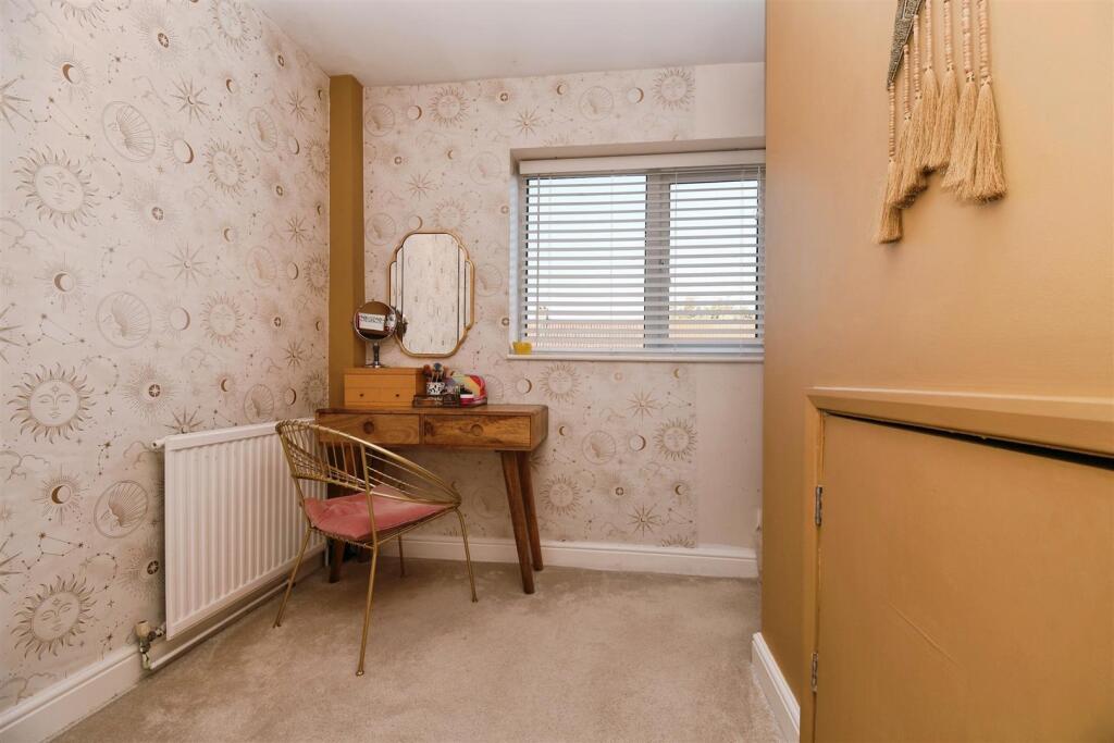 Study / dressing room