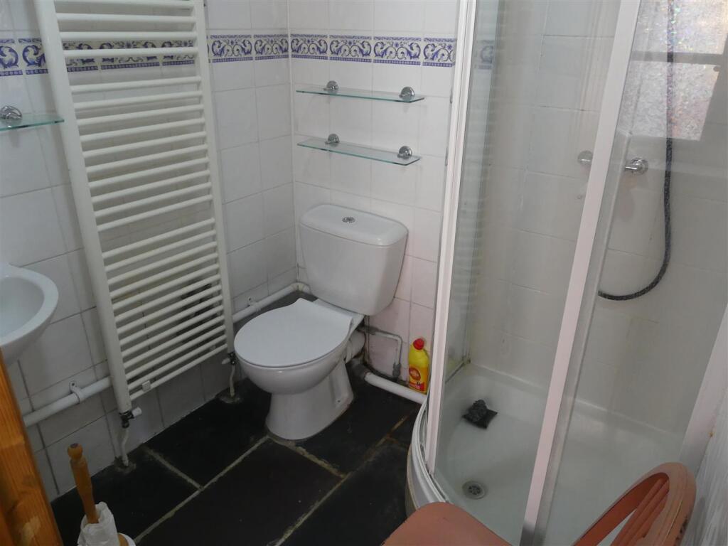 shower.JPG