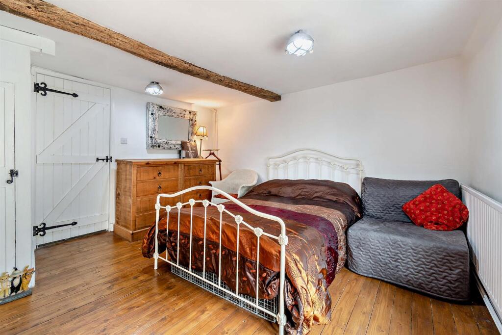 8622613-interior18-8