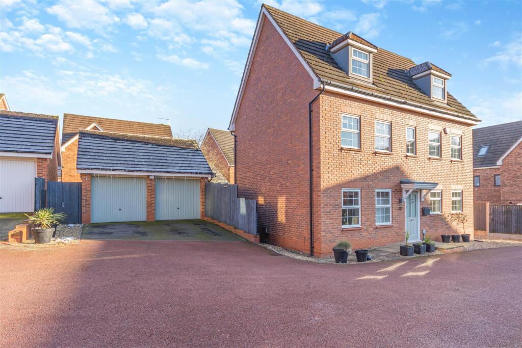 8632521-exterior05v2.jpg